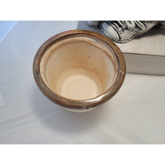 Vintage 1981 6" X 3" X 3.5" Turtle With Shoes Planter - Picture 5 of 10